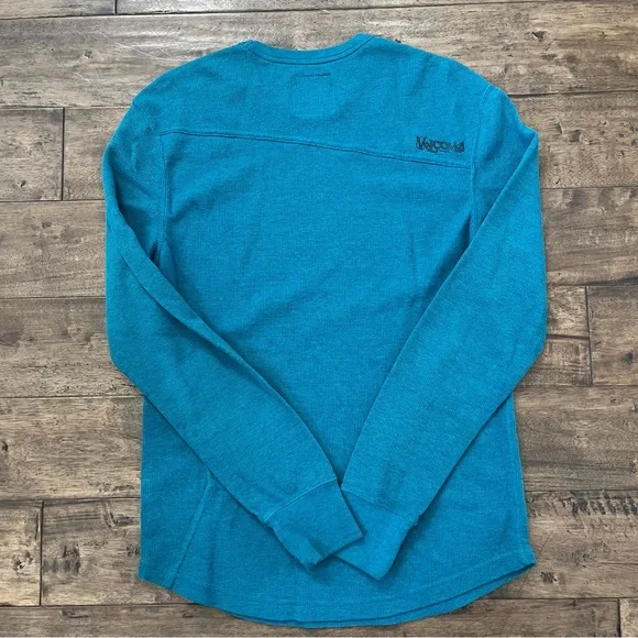 Y2K Volcom Sweater - Picture 6 of 8